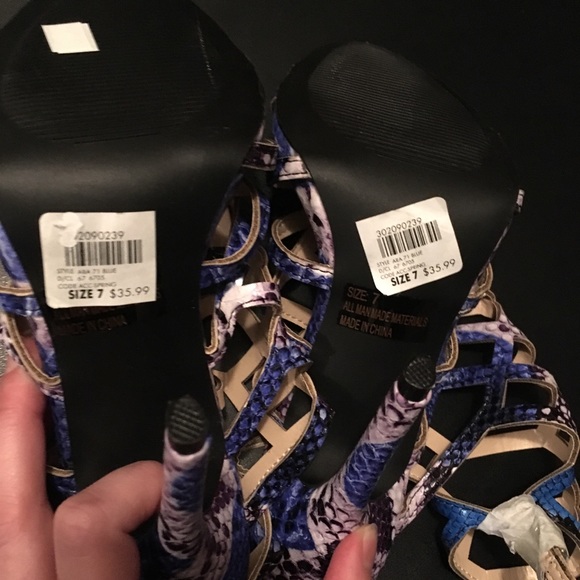 Charlotte Russe Purple and Blue Scale Heels - Picture 4 of 7